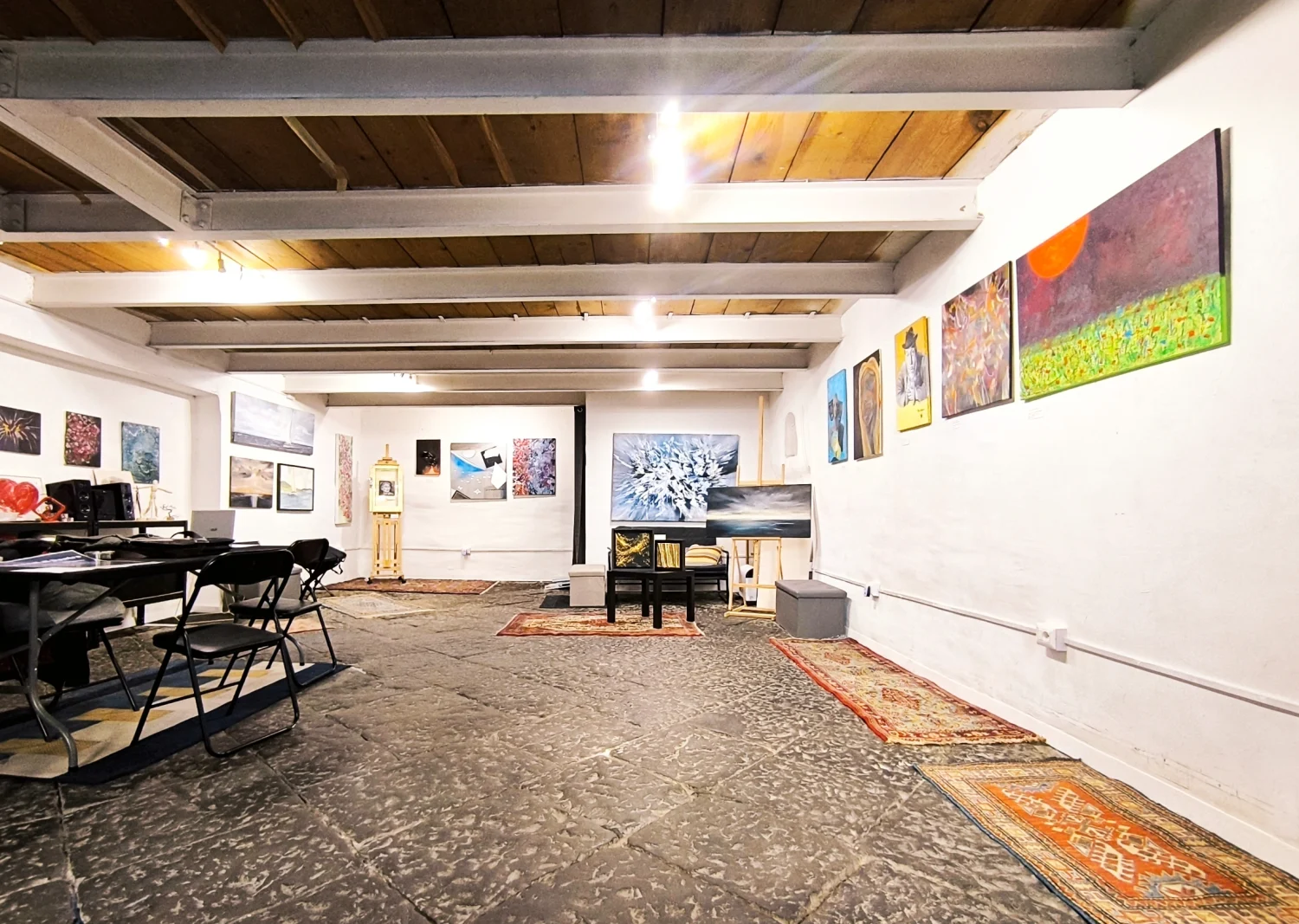 Alia Mens Art Gallery